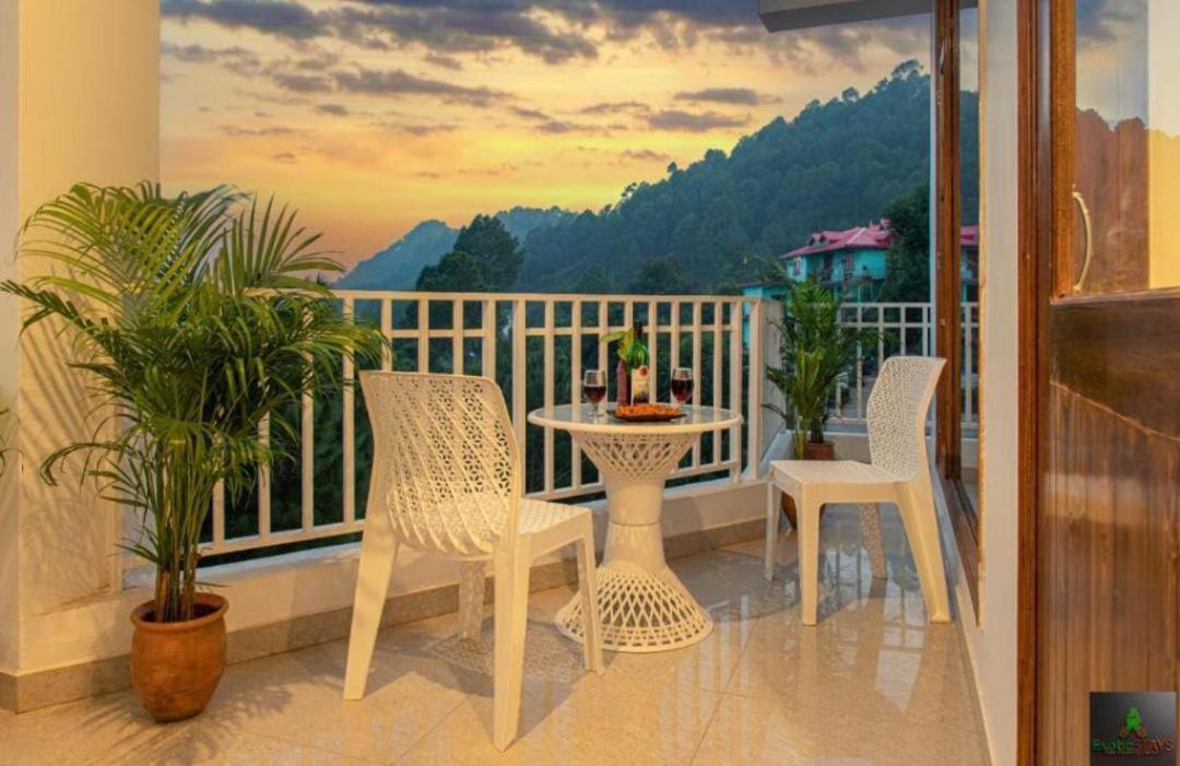 The Hillside Inn Kasauli By Exotic Stays Kültér fotó
